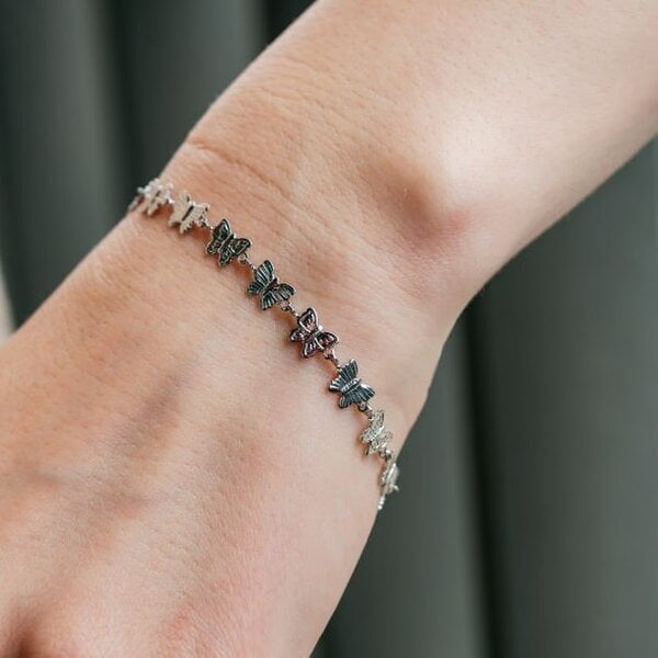The Colourful Aura Gold Plated Butterfly Charm Thin Slim Promise Animal Themed Stacking Bracelet - Silver