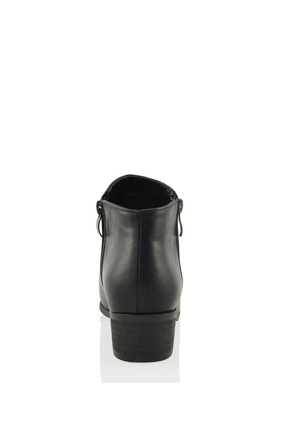 XY LONDON Low Heel Zip Up Western Ankle Boots