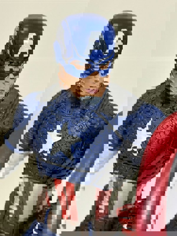 MCSlots Captain America 9 Inch Gallery Diorama Diamond Select AUG172640
