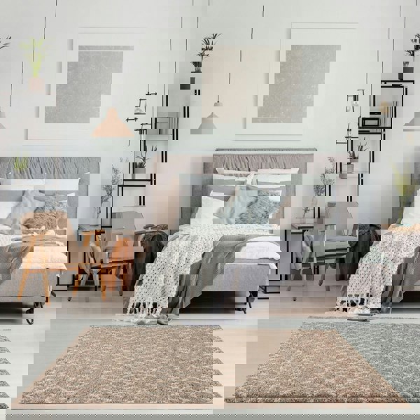 Beige Shaggy rug High Quality Elegant Moroccan Pattern