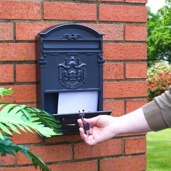 Scotts of Stow Traditional Post Box Style?Mail Box Black