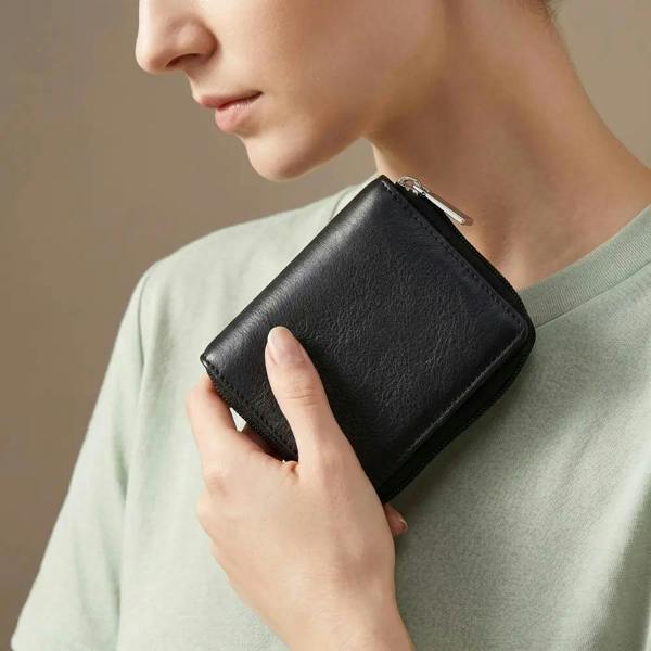 Miami zip around purse for women in black real leather