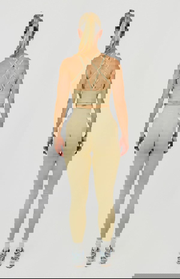 V3 Apparel Form Seamless Strappy Sports Bra - Light Camel