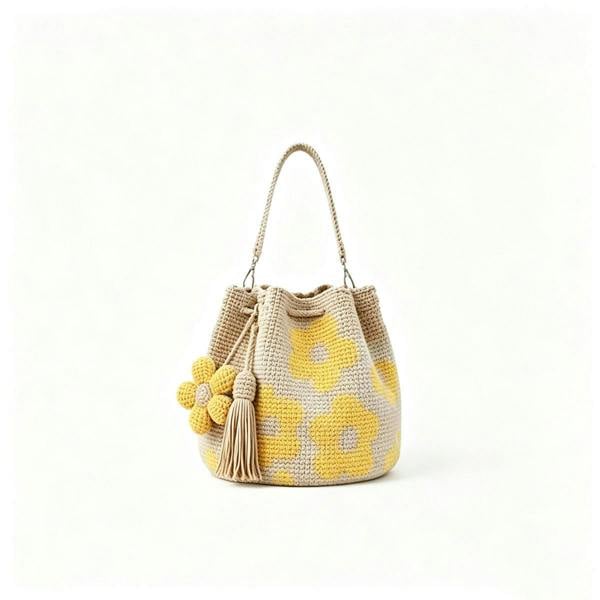 Leaper Hand-Crocheted Floral Shoulder Bag
