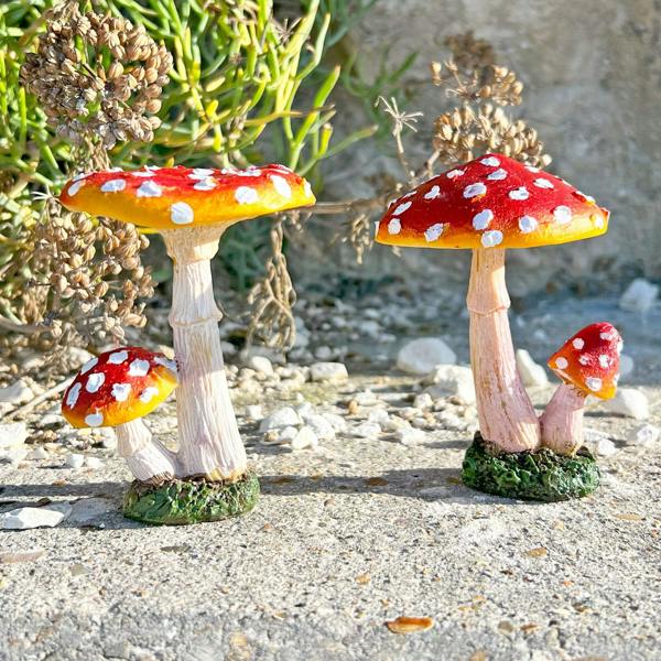 Farmwood Two Double Stem Garden Mushroom Ornaments