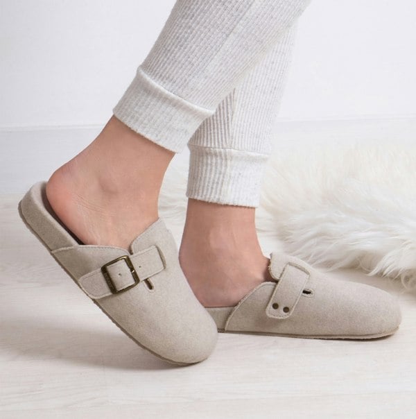 Totes Isotoner FELT CLOG Womens Clog Mule Slippers Oatmeal