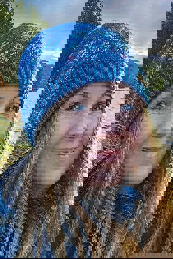 SuperBobble Mykines Reflective Beanie Hat