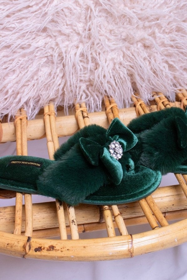 Amelie in GreenSlippers