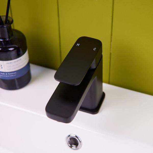 Flode Glan | Mono Basin Mixer Tap | Matt Black