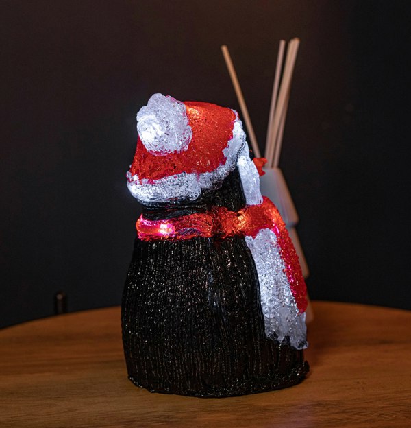 Samuel Alexander 20cm Battery Operated Light up Acrylic Christmas Penguin Decoration with 16 Ice White LEDs