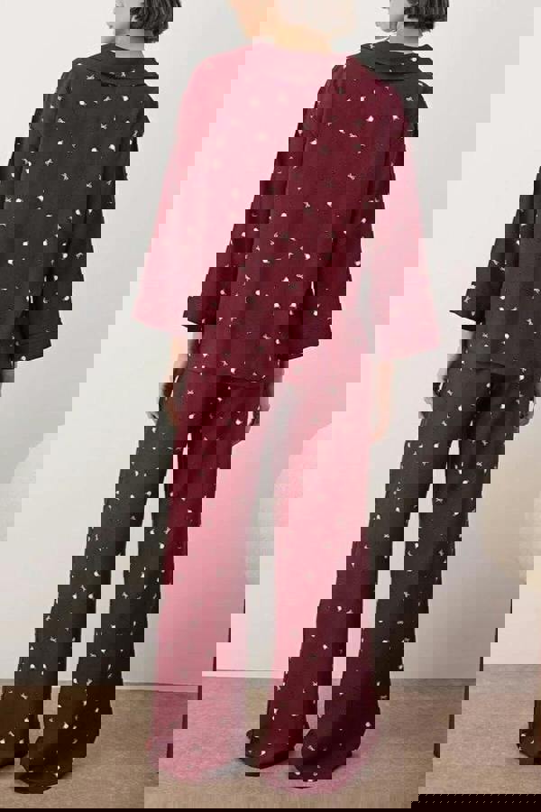 WOVCOR 2-Piece Printed Shally Woven Pajama Set