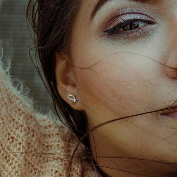 Aye Do Gifts Christian Fish Stud Earrings - Fashion Accessory for Women