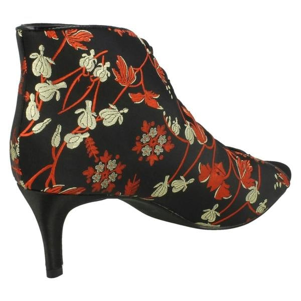 Anne Michelle Ladies Anne Michelle Mid Heel Button & Hook Boot Sandals