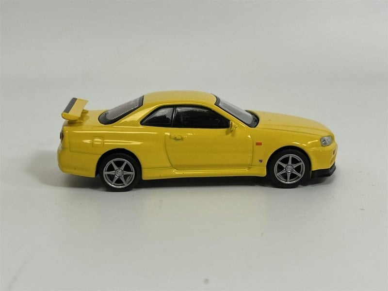 Mini GT Nissan Skyline GTR R34 V Spec Lightning Yellow RHD 1:64 Scale - MGT00762R