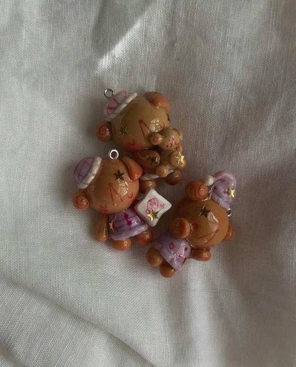 Lovedbymimii Sleepy Bear Keychains