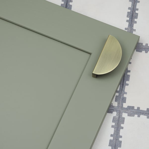 Handle & Home 64mm Antique Brass Half Moon Handle