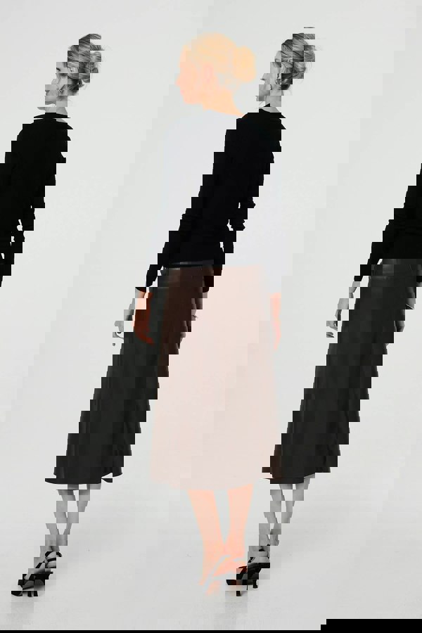 Black | Cropped Button-Up Slim Knit Cardigan
