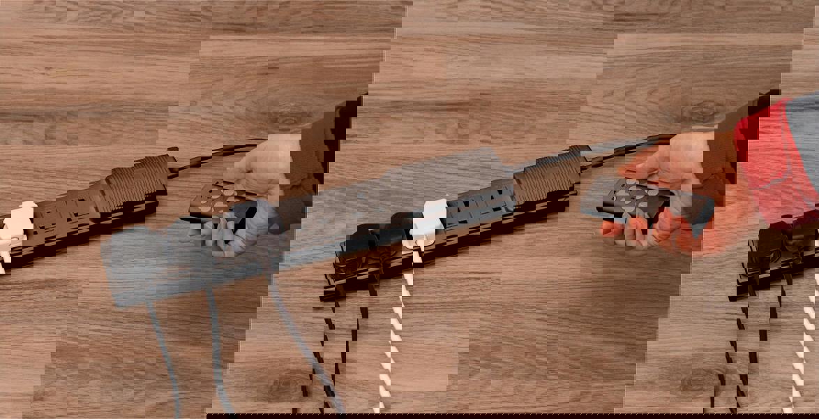 Aidapt Eagle 5-Gang Rc Extension Lead, Blk