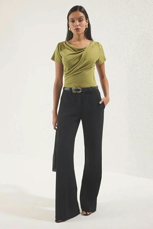 Hoxton Gal Draped/Gathered Detail Fitted Knit Blouse