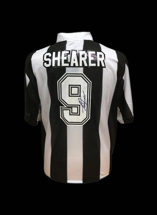 Unbranded Alan Shearer signed number 1996 number 9 Shirt. — Unframed