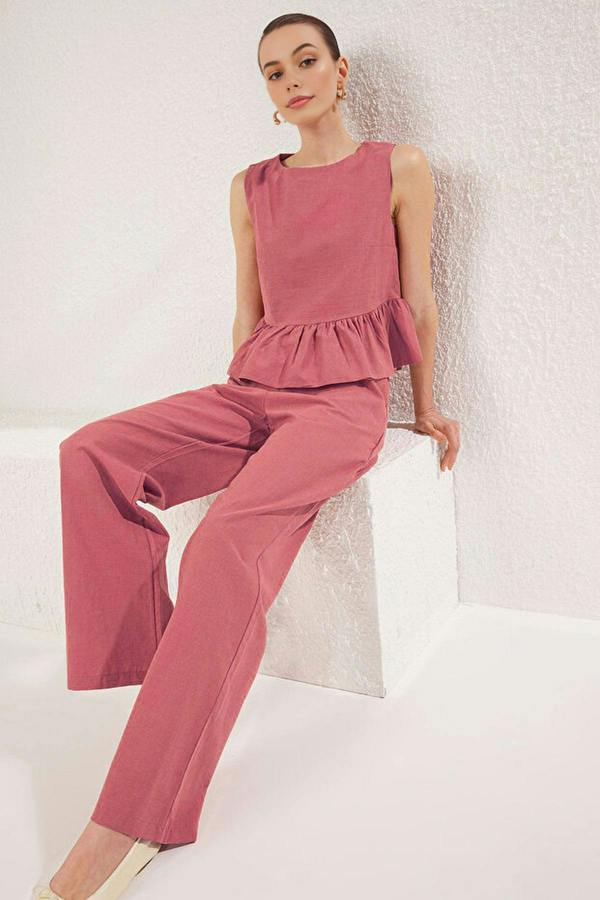 WOVCOR 2-Piece Linen-Look Crew Neck Blouse and Trousers Woven Set