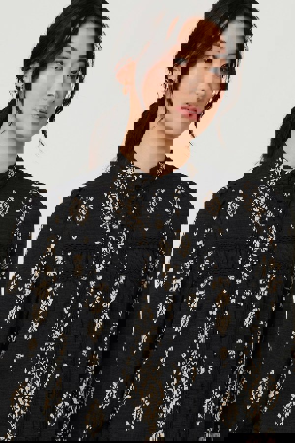 Black | Printed Lace Trim Long Sleeve Blouse
