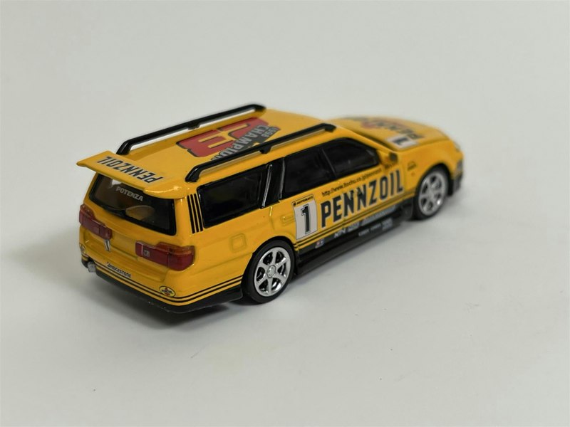 Pop Race Nissan Stagea Pennzoil 1:64 Scale PR640021