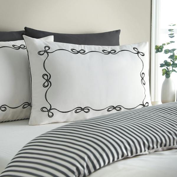 Catherine Lansfield Bow Embroidery Duvet Cover Set Cream / Black
