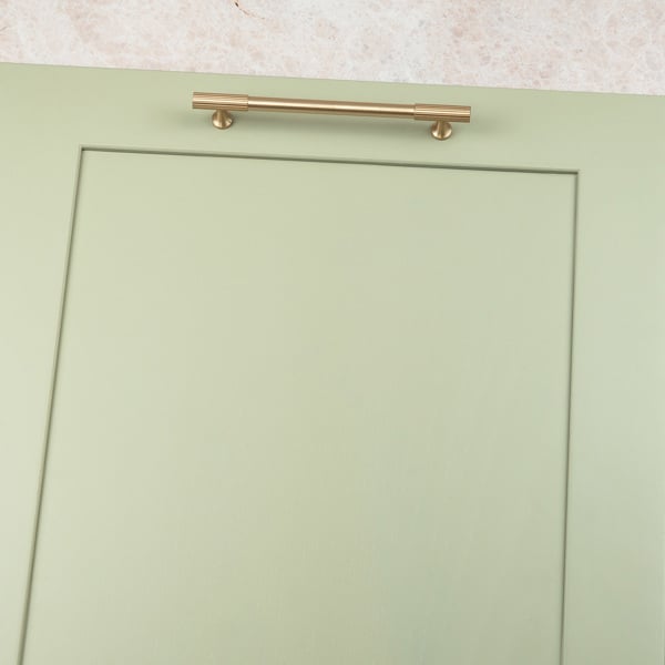 Handle & Home Brushed Brass Reeded Knob/Handles