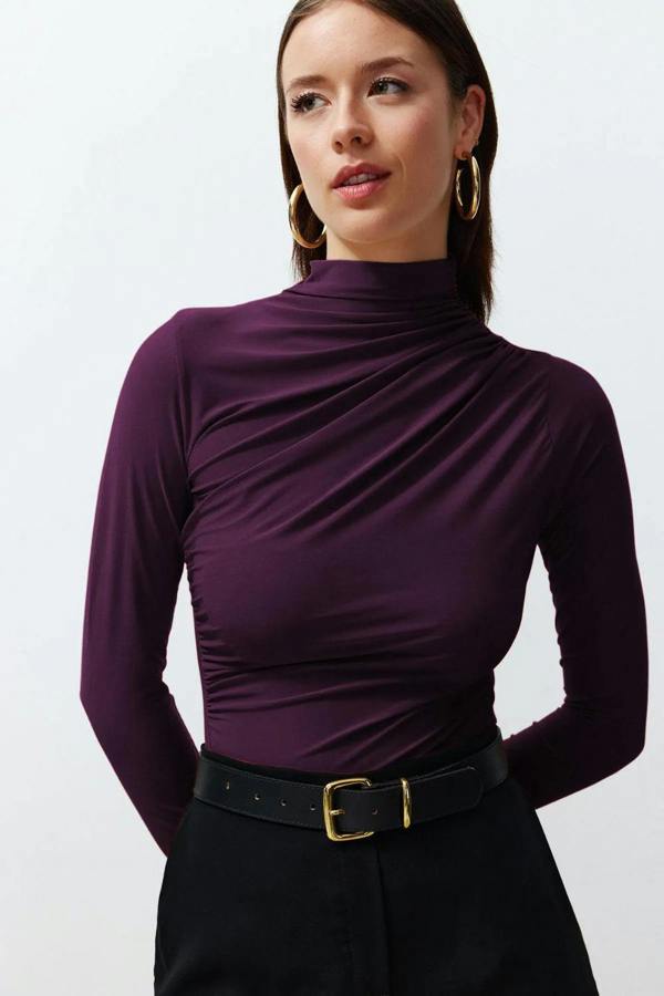 Hoxton Gal Ruched Square-Neck Fitted Stretch Knit Blouse