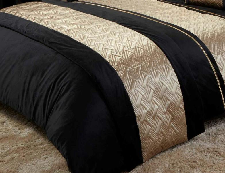 Capri Gold 60x240cm Quilted Runner