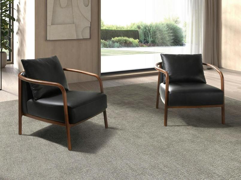 Angel Cerdá Black Leather Armchair 5178