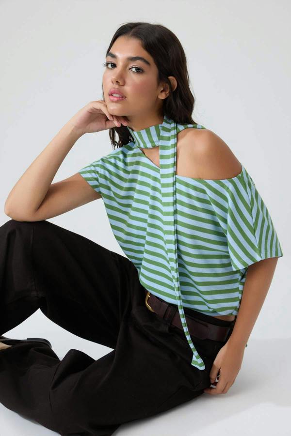 WOVCOR Batwing Sleeve Boat Neck Belted Knit Blouse