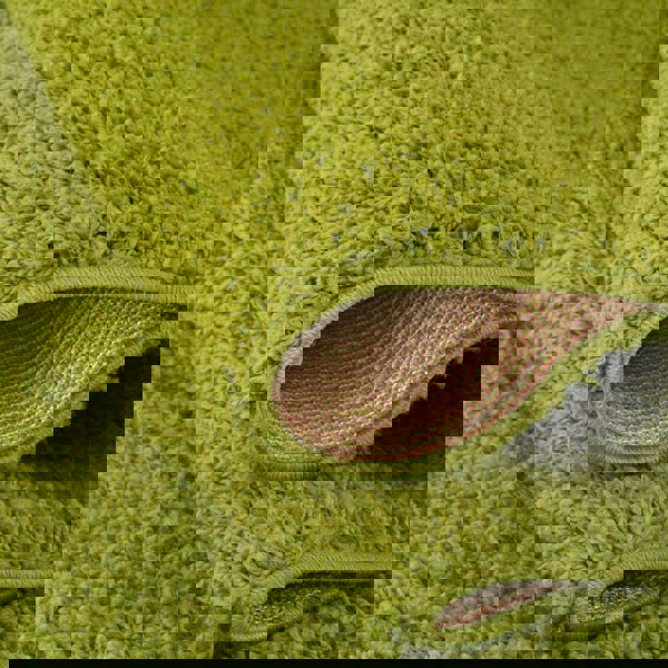 Shaggy Green Rug Soft and Durable, Non-Shedding, High Quality.