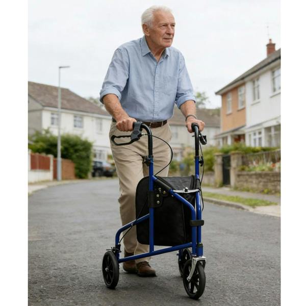 Gr8 Home 3 Wheel Rollator Walker Lightweight Folding Adjustable Height Brakes Bag 125kg