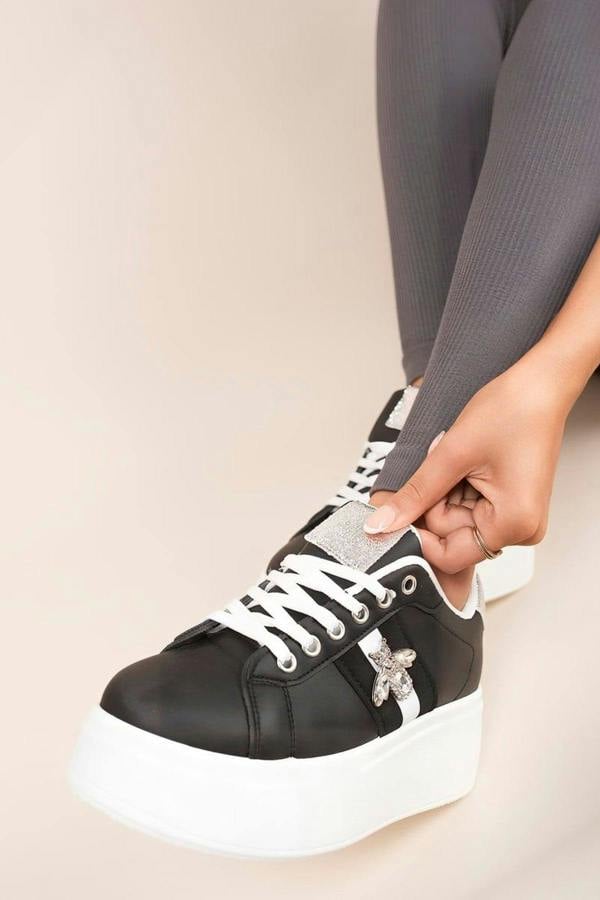 Sarina Chunky Glitter Detail Trainers With Bee Charm - Black