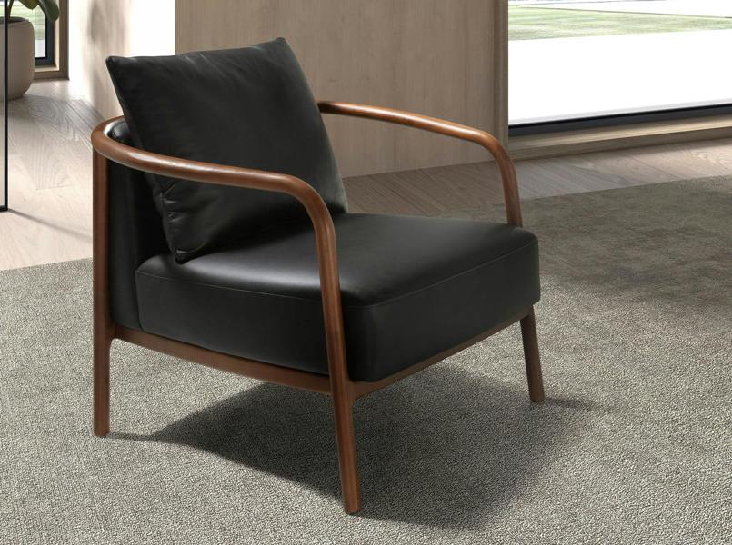 Angel Cerdá Black Leather Armchair 5178