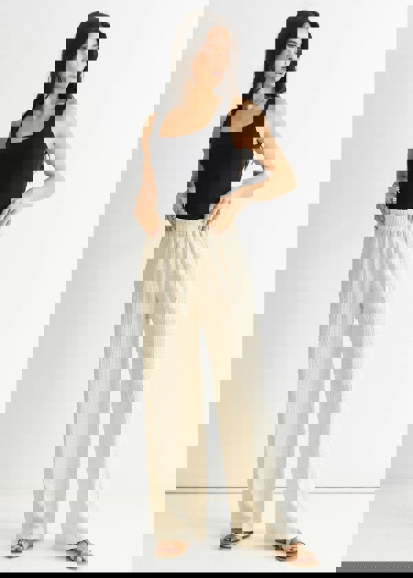 Gini London Ivory Textured Elastic Waist Pull On Trousers