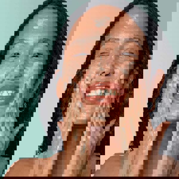 Nip + Fab Hyaluronic Fix Extreme4 Hydration Cleansing Cream 150ml - Additional 2