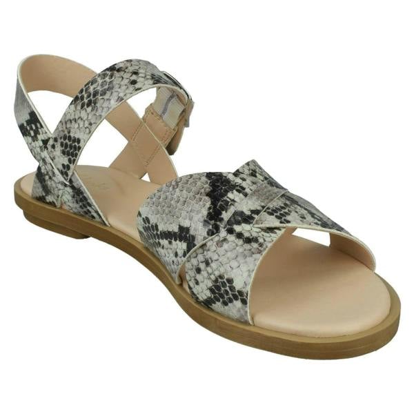 Clarks Ladies Clarks Casual Sandals Willow Gild