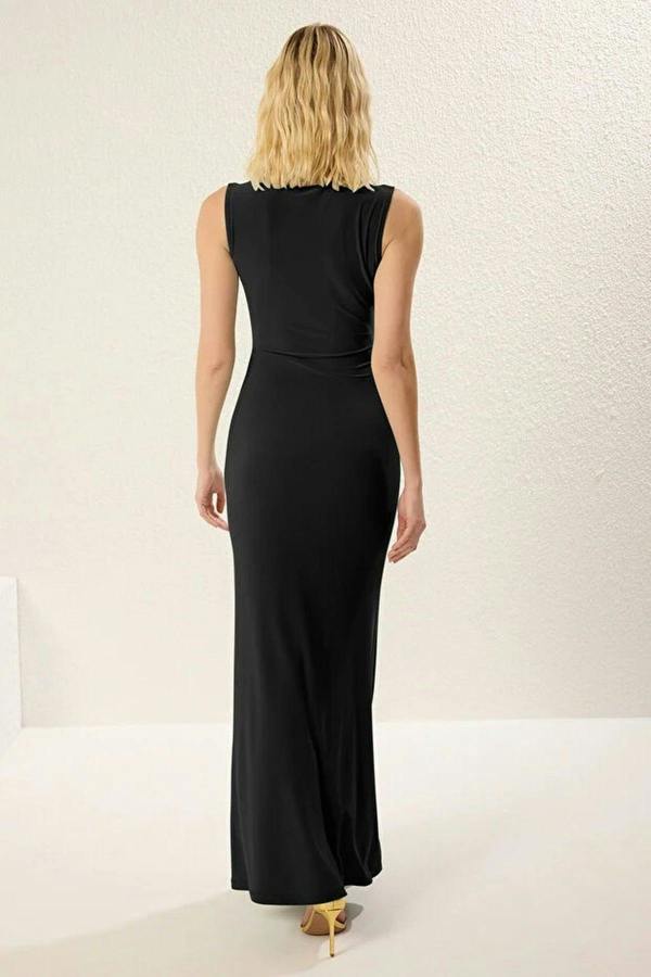 WOVCOR Plain Straight Cut Knitted Maxi Evening Dress with Accessory Details