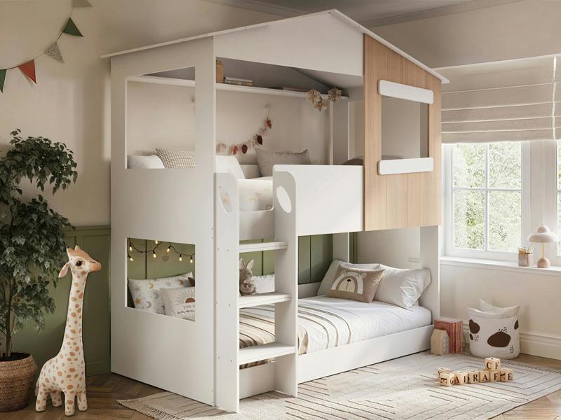 Dreamland House Bunk Bed Oak