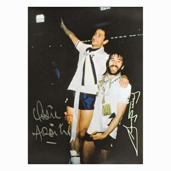Ossie Ardiles & Ricky Villa dual signed photo — Premium framing