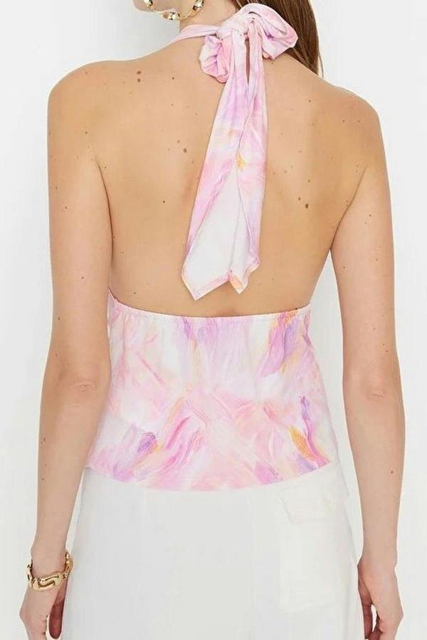 WOVCOR Printed Knitted Blouse with Cut-Out Detail and Accessories
