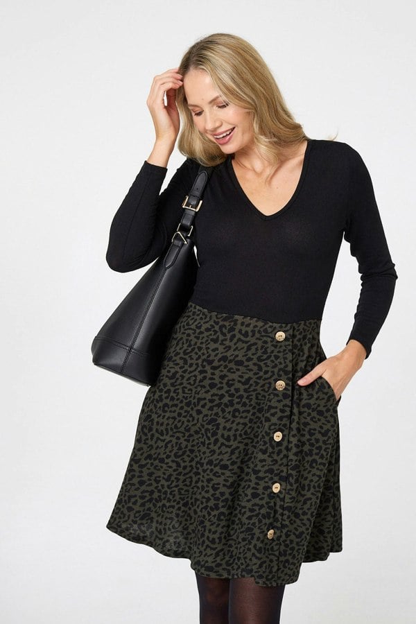 Black | Animal Print V-Neck Short Skater Dress
