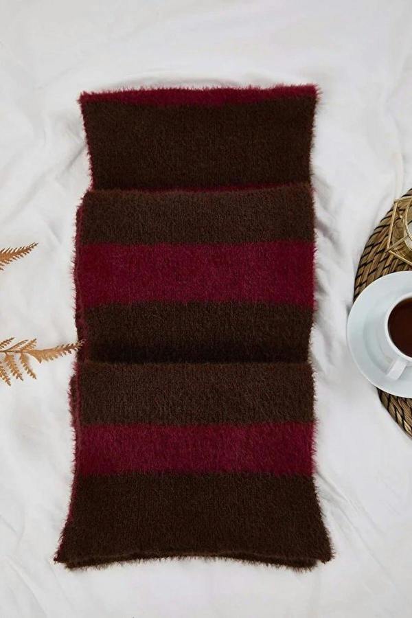 WOVCOR Soft Textured Color Blocking Knit Scarf
