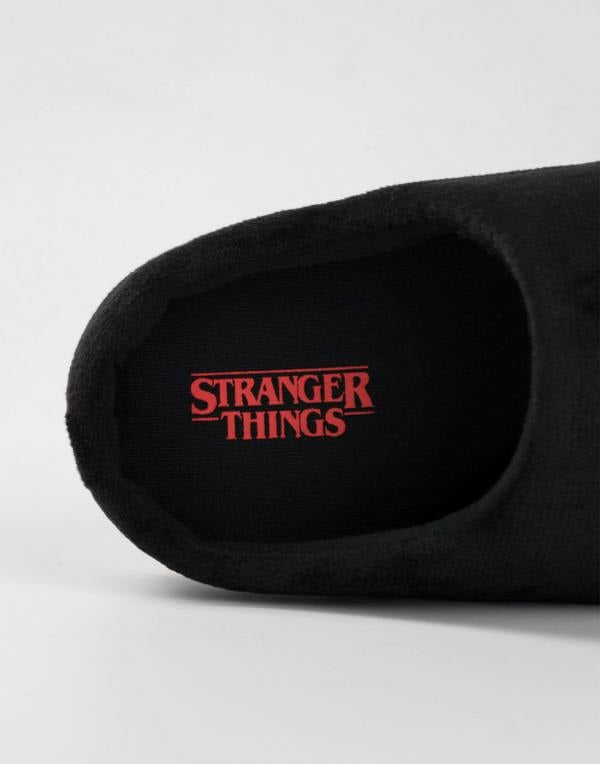 Stranger Things Unisex Kids Black Logo Mule Slippers