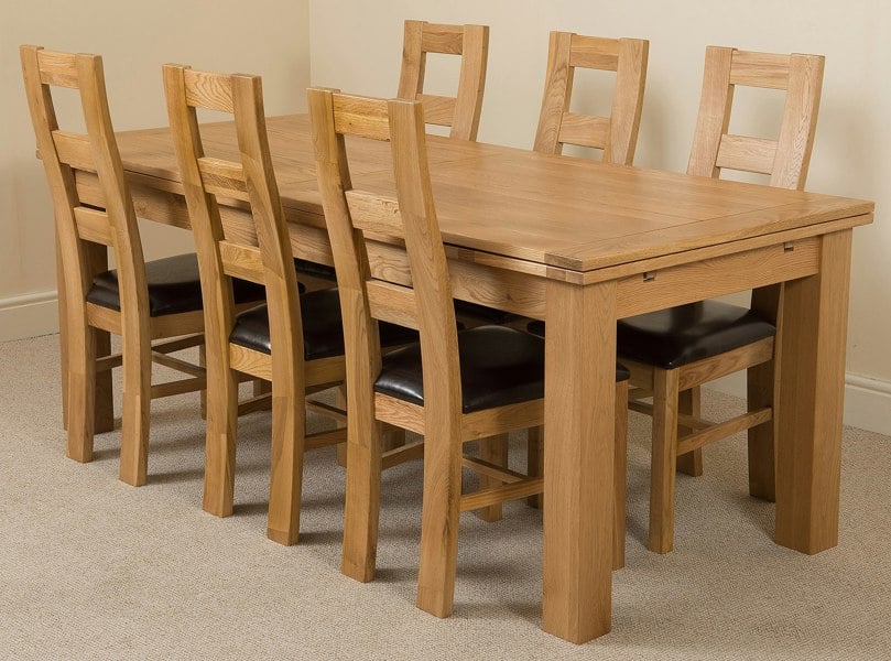 That's Furniture Richmond Large Oak Extending Dining Table with Yale Oak Chairs