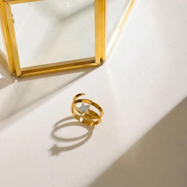 Elk & Bloom Chunky Wrap 14K Gold Star Ring
