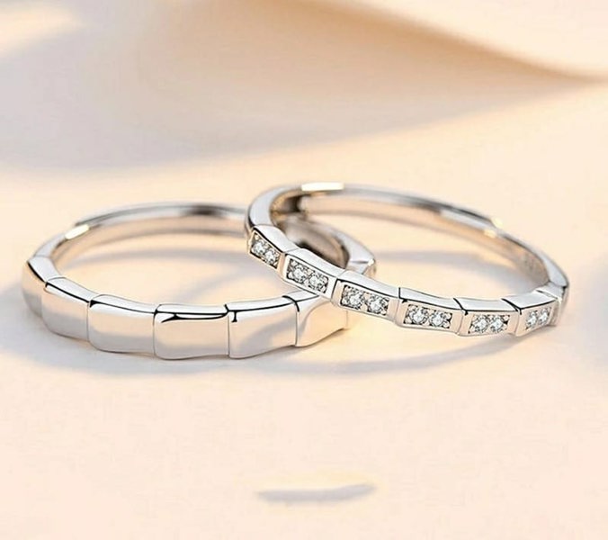 The Colourful Aura Silver Couple Adjustable Promise Eternity Matching Ring Set